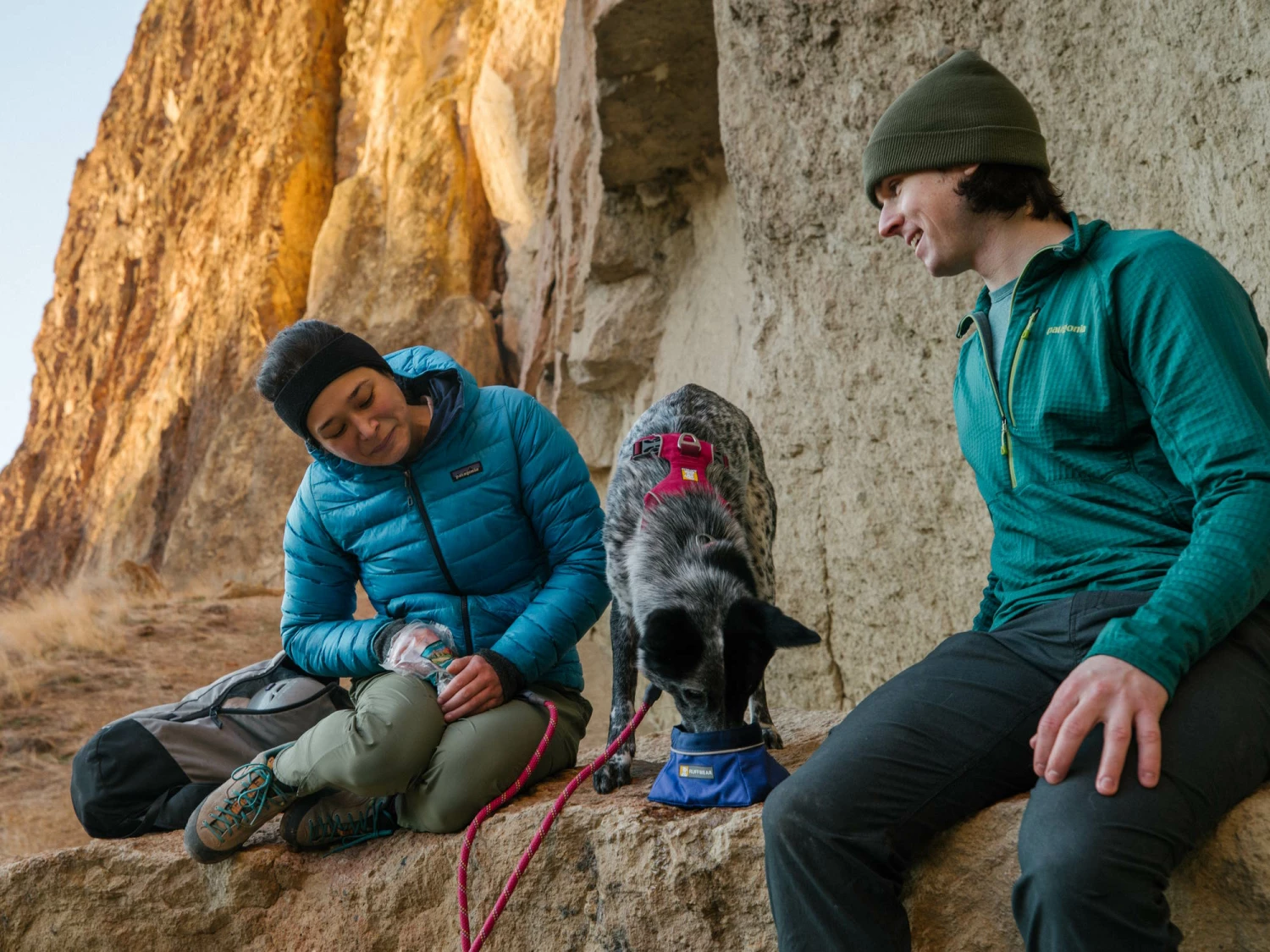 Ruffwear Quencher™ Faltnapf Hundenapf Huckleberry Blue 4 Ruffwear Quencher™ Faltnapf Hundenapf Huckleberry Blue – Bild 2