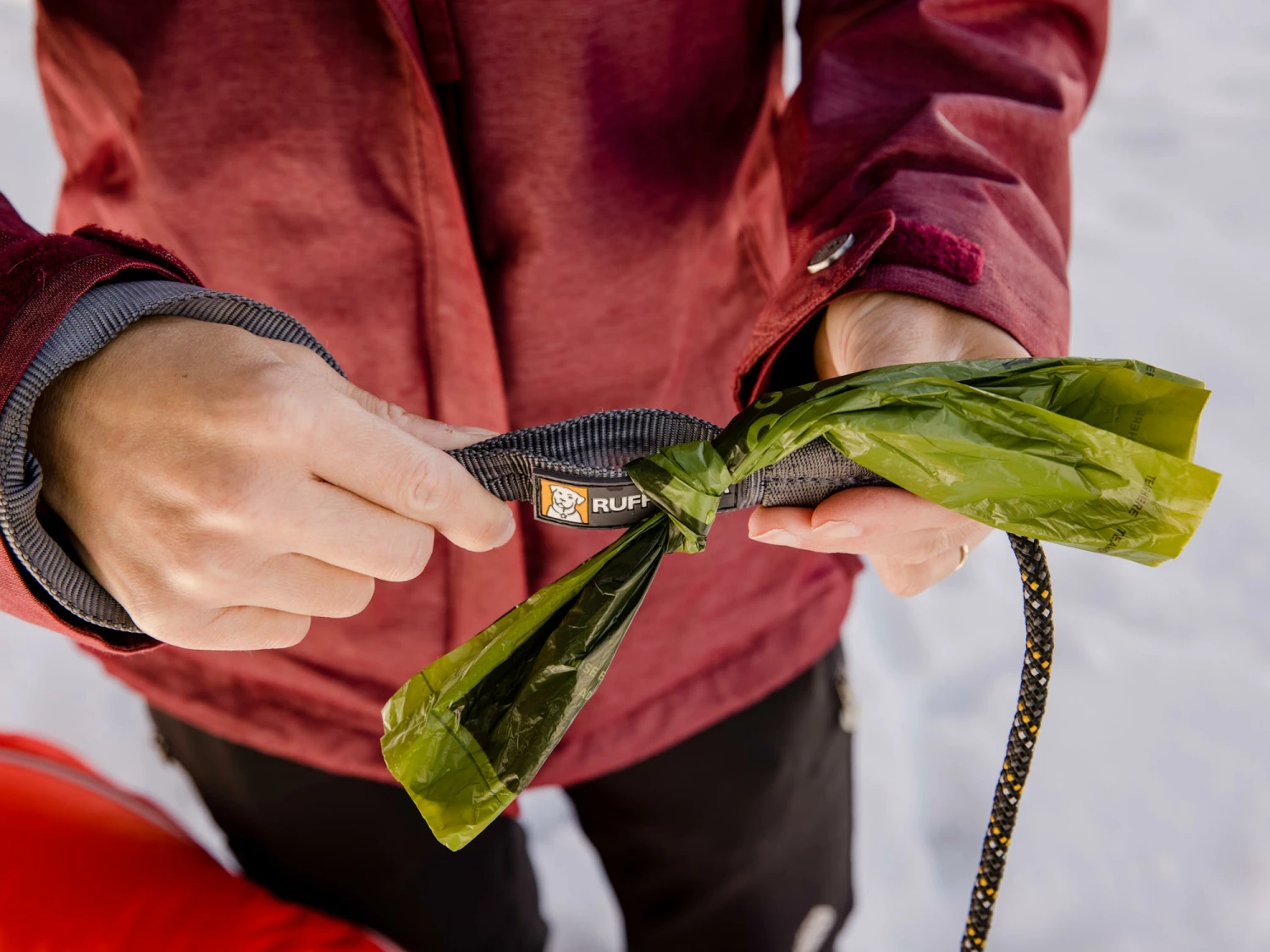 Ruffwear Just-a-Cinch™ Retrieverleine Obsidian Black 6 Ruffwear Just-a-Cinch™ Retrieverleine Obsidian Black – Bild 4