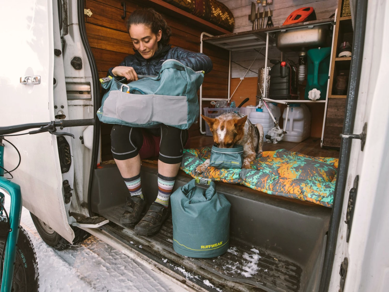 Ruffwear Basecamp™ Hundebett Orange Reef 6 Ruffwear Basecamp™ Hundebett Orange Reef – Bild 4