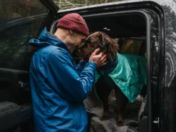 Ruffwear Dirtbag™ Hunde-Handtuchmantel Aurora Teal 21 Ruffwear Dirtbag™ Hunde-Handtuchmantel Aurora Teal -Günstiges Hundeshop Geschäft 1053957 Product