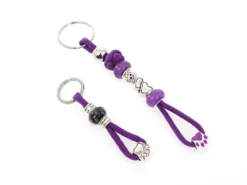 Mein Lila Schlüsselanhänger Mit Schmucksteinen