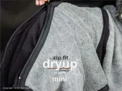 Dryup Body Zip.fit Mini Hundebademantel Anthrazit 9 Dryup Body Zip.fit Mini Hundebademantel Anthrazit -Günstiges Hundeshop Geschäft 615573 Product