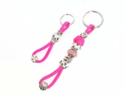 Mein Pinkfarbener Schlüsselanhänger Mit Schmucksteinen