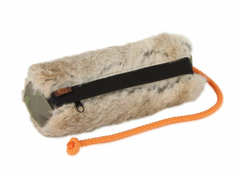 Firedog Futterdummy Mit Kaninchenfell 3 Firedog Futterdummy Mit Kaninchenfell