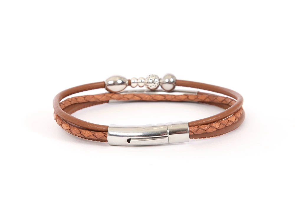 Handgearbeitetes Lederarmband Herzenshund Mit Schmuckperlen Haselnuss 5 Handgearbeitetes Lederarmband Herzenshund Mit Schmuckperlen Haselnuss – Bild 3