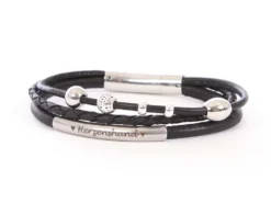 Handgearbeitetes Lederarmband Herzenshund Mit Schmuckperlen Schwarz 7 Handgearbeitetes Lederarmband Herzenshund Mit Schmuckperlen Schwarz -Günstiges Hundeshop Geschäft 860694 Product