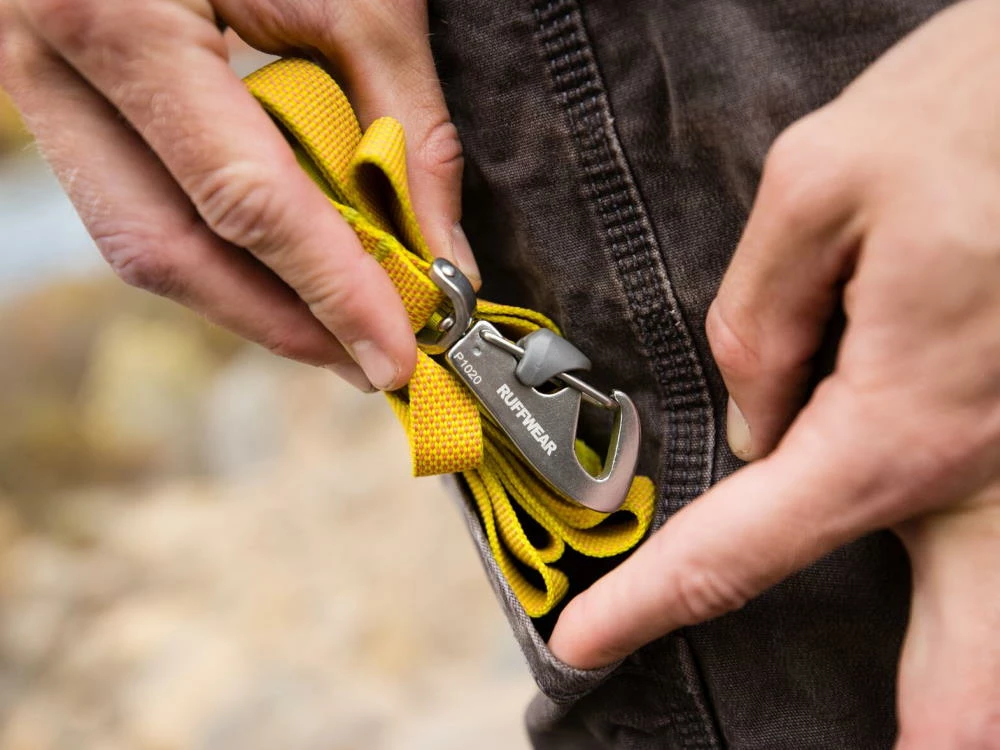 Ruffwear Hi & Light™ Leichte Hundeleine Lichen Green 8 Ruffwear Hi & Light™ Leichte Hundeleine Lichen Green – Bild 6